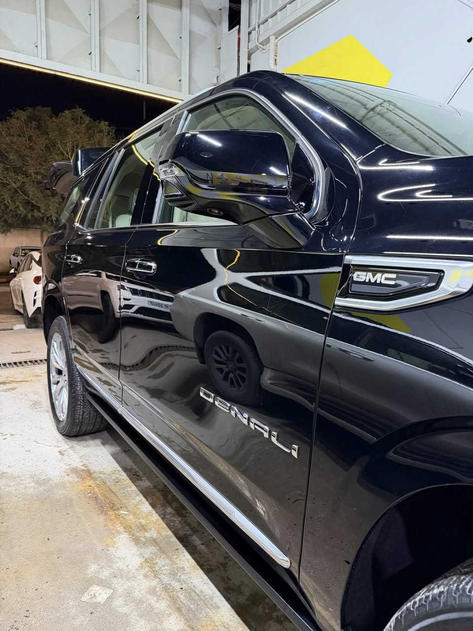 جمسي يوكن دينالي2023 خليجي ضمان
خليجي لون اسود 

ضمان المنصور

العداد : 23  الف كم 

السيارة جديدة بمعنى الكلمة مكفولة گير محرك تبديل صبغ بارد  

*السيارة بعدها بالضمان

مواصفات دينالي فول 1/1 

‏VIP كشنات منفصل

كيجات دجتل فول مواصفات

حجم المحرك : 6.2 لتر

عدد الاسطوانات : 8 سلندر

القوة الحصانيه : 420 حصان

الكير بوكس : 10 سرعات

فول مواصفات للأخير :

نظام هيدروليك ( جكات )

دخول ذكي للسياره ( بصمة )

شاشات خلفية

دفع رباعي دبل

دوسات كهرباء

رقم بغداد  تحويل ثاني يوم 

مكاني بغداد الكريعات

للاستفسار 
***********
***********
