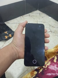 للبيع ريلمي 15Tذكر 256عشويه8+8 بطاريه5600ملي ابير الجهاز ضد الكسر أو ض...