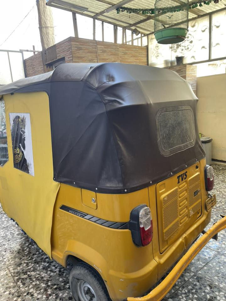 السلام عليكم تكتك ٢٠٢٠ سنويه ورقم بغداد بيها ملاحظات بسيطه مكينه وكير واكسل مكفول السعر ٥٥٠٠ وبيها مجال
***********
