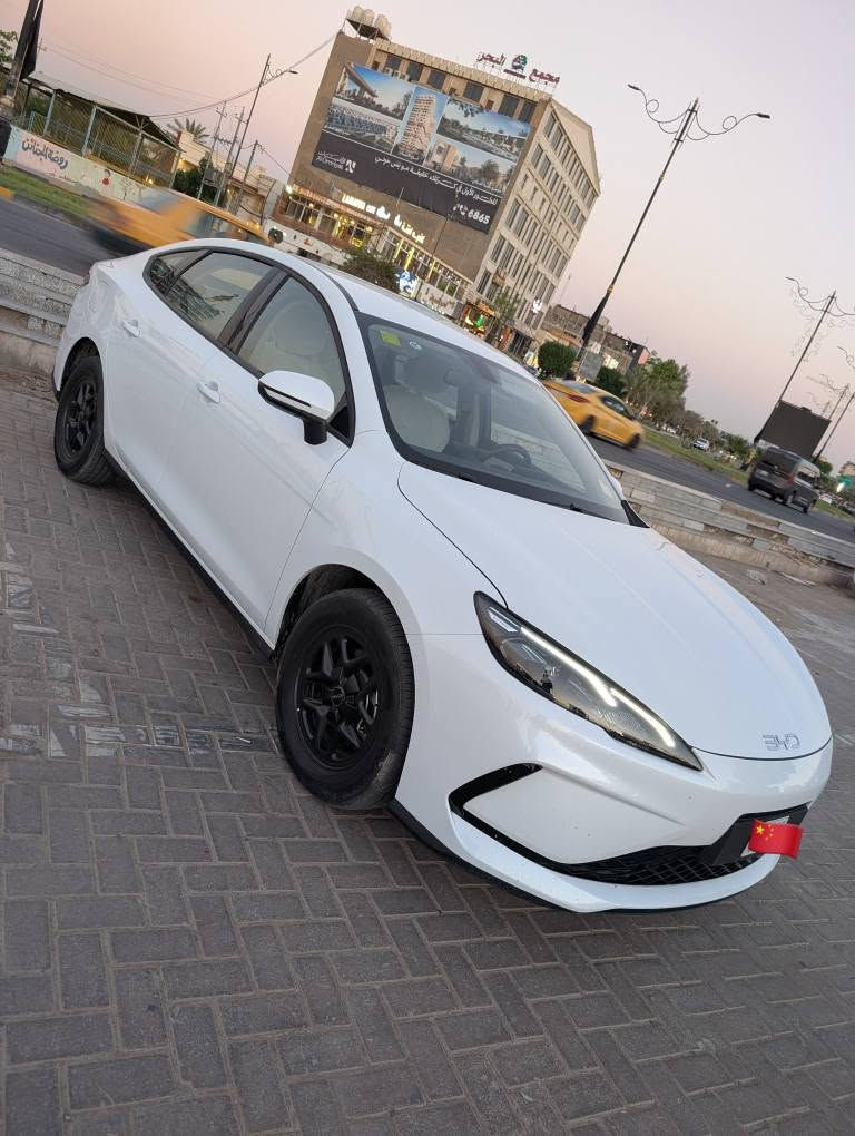 ‏‪***********‬‏
بي واي دي سيل 5 BYD CEEL زيرو الفئه المرغوبه تترقم باي محافظه ب350 الف الرقم مجاني مكاني كربلاء بيها طخه بالدعاميه اثناء التحميل ماشيه 700 كم فقط مشحونه مرتين كامل عدها والشاحن الاصلي السعر 17 مليون و800 كربلاء, العراق
