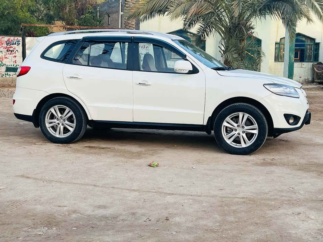 السعر. ((117 )) الاتصال ((***********))
سنتافي موديل 2011 وارد خليجي رقم بغداد سنويه مجدده مداور بئي وقت حاظر

 فول مواصفات 1ع1 محرك 6سلند ع وضع الشركه  سياره جديده بمعنه الكلمه

ملاحظه صبغ عام تكم وشواصي مكفولات

بدون دواخل شرط السونار تفحص وين ميعجبك صبغ درجه اولى مال جناي

مكينه وكير وحداديه جدد تخم تاير كهربائيات كله شغاله تبريد ثلج سياره مال جناي وترايه كلش حلو برغي ماعايزه

مكانه #نجف
