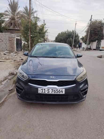 كيا فورتي 2020 كير عادي 7 نمار مكينة 2000دوش تدفائة بل كشنات  سيارة مال جناي حلو ونظيفة... ضرار الباب السائق والباب الخالفي بدون دواخل بجم كاباس...
شاري يانتصل***********
