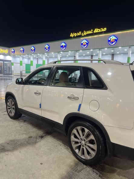 كيه سورنتو 15خليجي 1/1ماشيه 134السعر 193نصف الباب الخلفي  ***********صبغ
