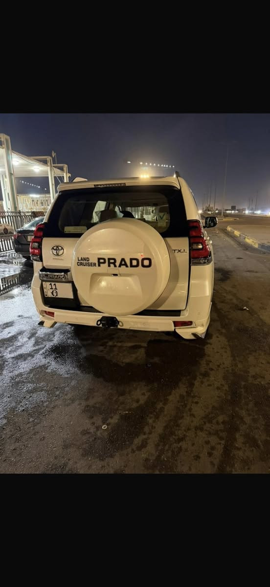 السلام عليكم للبيع لاندكروز برادو مديل ٢٠١٨  مكفوله من صبغ فول مواصفاتtxlرقم بغداد للاتصال ***********
