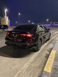فورتي LX 2024 مكينة 2000 دوش  ماشية 14,000 ميل  مواصفات :  •وارد امريك...