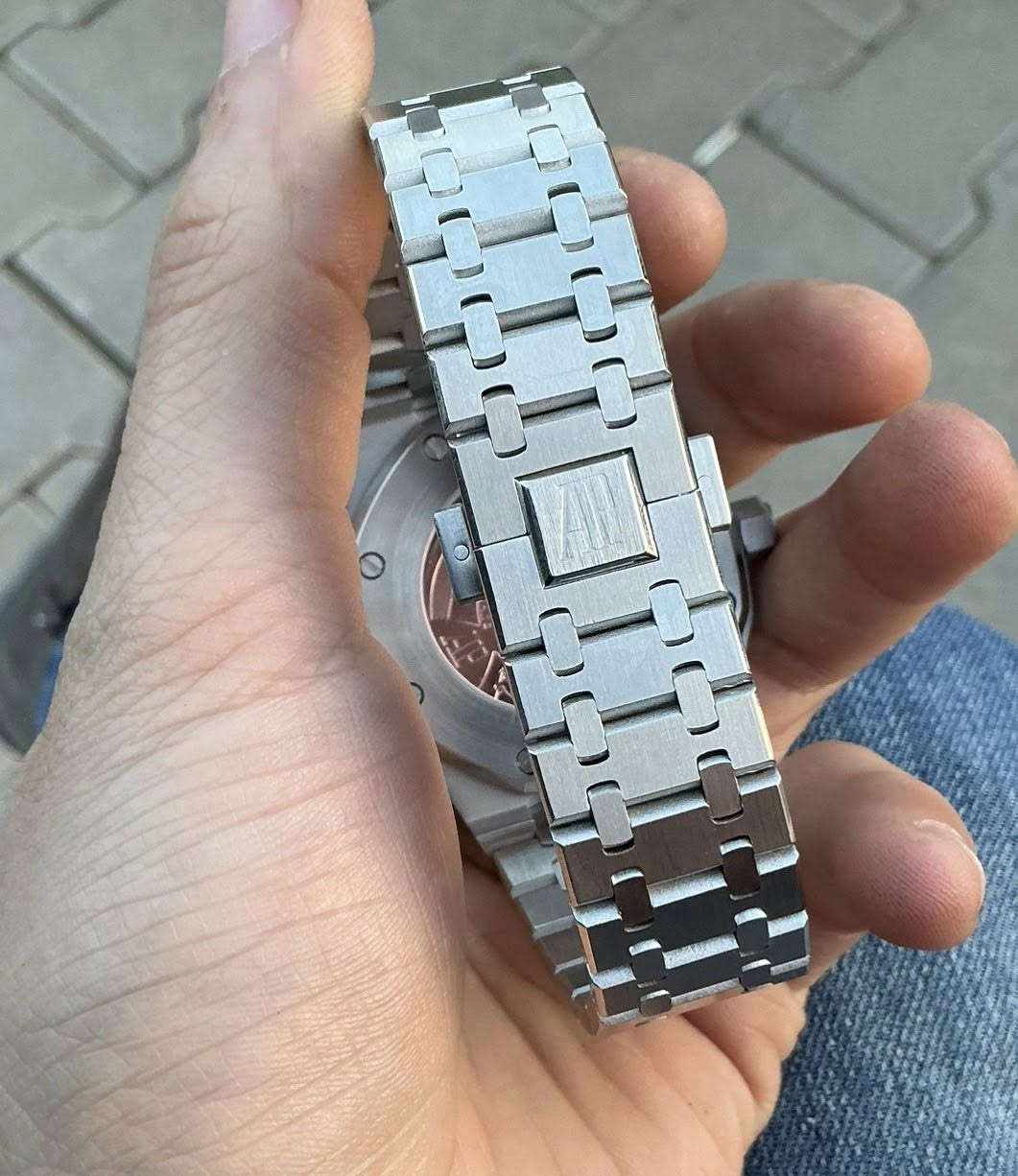 السلام عليكم ساعة Ap اوتوماتيك نظيف جدا
ستانلس ستيل
قفل بحري
ظهر كشف شفاف
قطر 43 42
قفل فراشة
اوتوماتيك + تكويك
عقارب وارقام فسفور
95 الف


**إذا كنت صاحب هذا الإعلان وتريد حذفه لأي سبب، رجاءا أرسل رسالة إلى الدعم الفني**