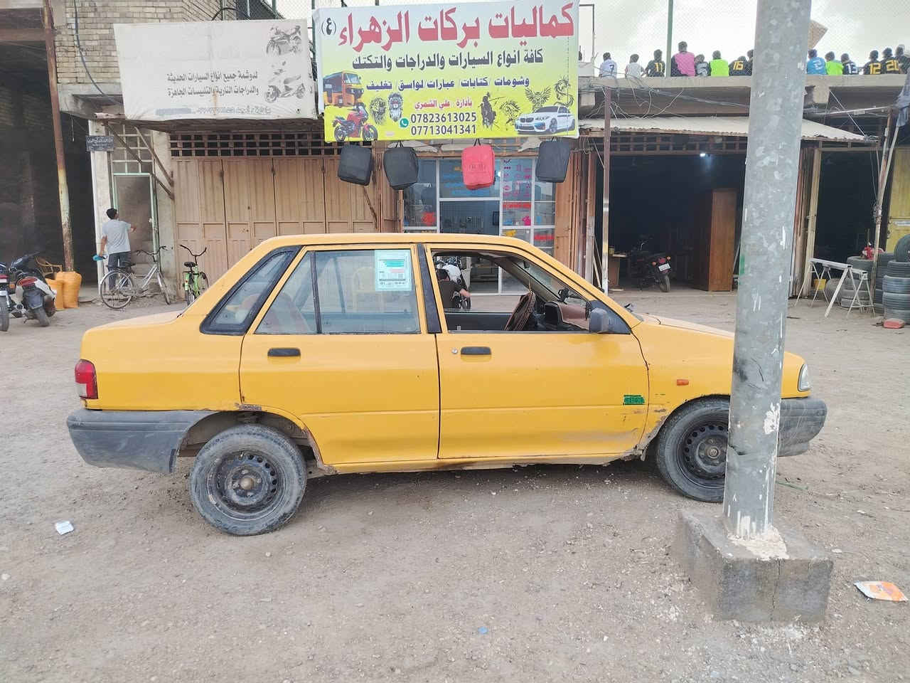 ، سايبه للبيع بعدها بتراب الشركه😁 موديل 11 رقم بغداد راعيها بطويريج السياره مقفوله لا ضربه ولا صبغ المكينه بالجيس كير بالجيس تبريد شغال هيئه وغرامات ما عليها فقط خياسات الدواير مثل ما واضح بالصوره سنويه ما ساقطه مكاني كربلاء طويريج السعر 20 /***********
