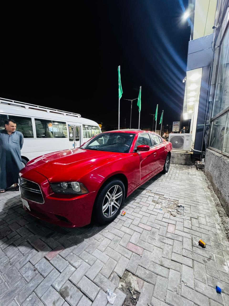 السلام عليكم
جارجر مديل  خليجية 2011 
فول مواصفات 
فتحه 
كير ماوس
شاشة كبيرة
دواخل عسلي
بيها صبغ الجامغلق الكدام والبنيد
وشويه بالهلال بالمدكر الخلفي 
رقم بصرة تحويل
العنوان البصرة 
السعر140 وبيها مجال للشراي
رقم الهاتف ***********
