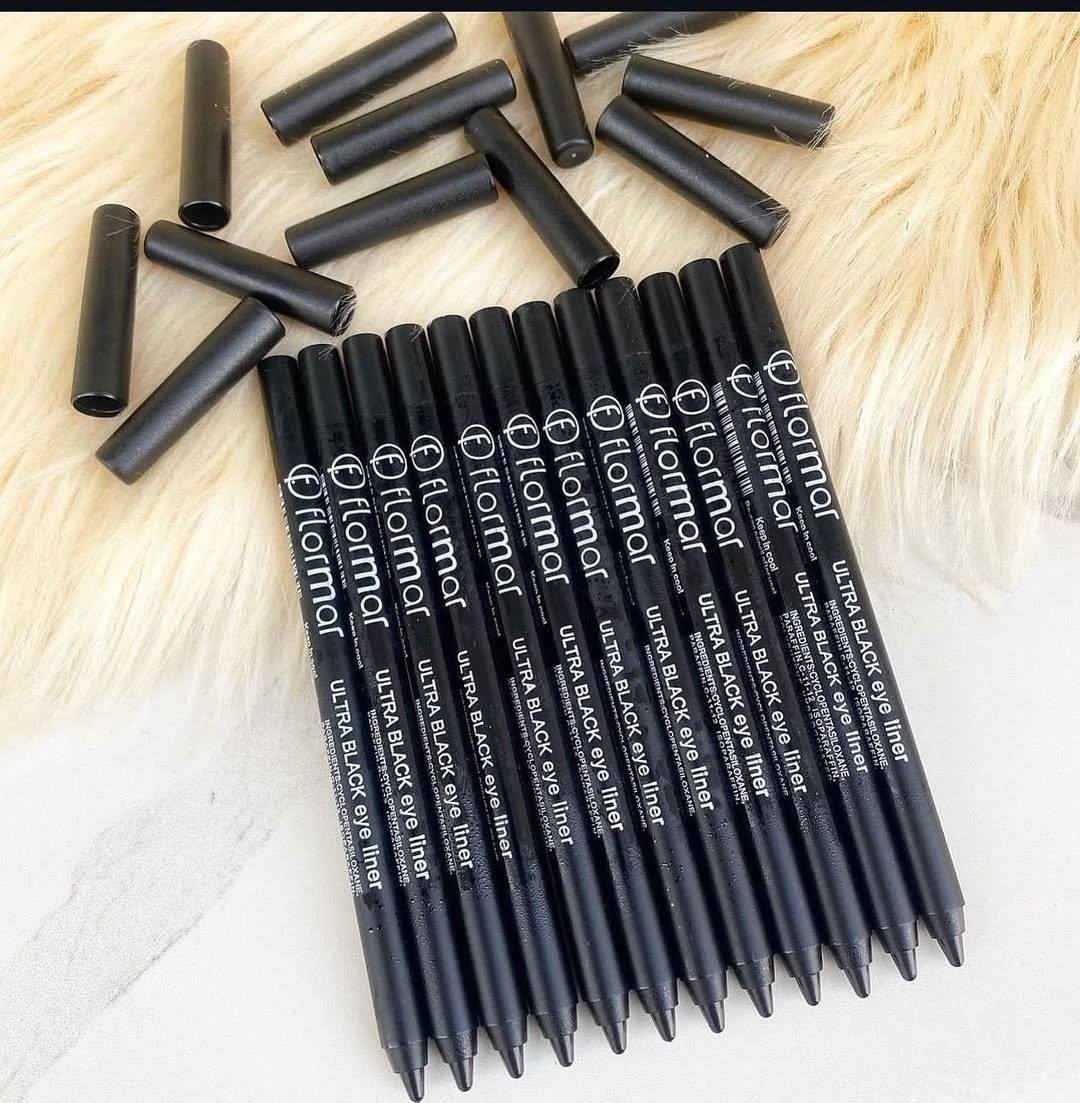 قلم كحل فلورمار الزيتي FLORMAR 🖤⋆｡𖦹 ° 🎀🐰 ⋆｡𖦹 ° 👁✨
◾ سواد فاحم يبرز العين 
◾ ثباتية قوية طول اليوم وضد الماء 
◾ سهل بالرسم وينطي تحديد جذاب وحلو 
غني بزيت الجوجوبا وفيتامينات E و C، مما يساعد على ترطيب وتغذية البشرة الحساسة حول العينين #الأصلي #آخر_إصدار


**إذا كنت صاحب هذا الإعلان وتريد حذفه لأي سبب، رجاءا أرسل رسالة إلى الدعم الفني**