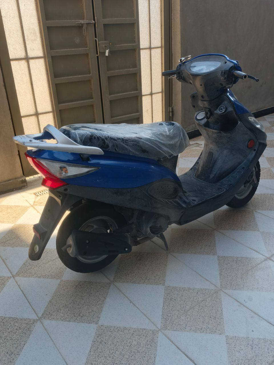 سلام عليكم 
كامكو V2 للبيع موديل 2013 دراجة مكفولة وتخبل
سعرها 550الف وبيها مجال بسيط (جماعة 450لحد يراسلني ولا يخابرني) مكاني ناصرية (قلعة سكر) مستعجل كلش على بيعتها الي مو شراي لا يتعبني
الخاص مفتوح 
ورقمي ***********
