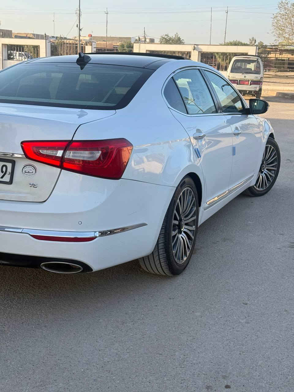 السلام عليكم
كيا كادنزا 
موديل 2015خليجي 
محرك 3500– 6 سلندر
رقم اربيل الجديد 
مكفوله فقط  جاملغ خلفي رش بدون دواخل شرط السونار  
السيارة جاهزة من كلشي بدون اي نقص 
المواصفات✅ فول لفول
-تشغيل بصمة مع بصمة الابواب الامامية
داخل VIP 
-انارة بالمرايات والابواب الامامية
-كاميرا وحساسات خلفية
-بردة خلفية متحركة
تحكمات خلفيه تبريد مسجل 
-تبريد قطعتين
-تخم تاير جديد
-كشنات كهربائية جلد تدفئه
-لد امامي وخلفي
-تحكم كامل بالستيرن
-شفتات ستيرن رياضي
-نظام ترحيب 
-سماعات انفنتي 12 سماعة
-اشاير مري+شفط+مري اوتو مع البك
سايد برك بصمه
خزن ميمري
فتحه طكتين بنرامه   
وباقي مواصفات الكادينزا معروفه
**اخوان بل عافيه ع ياخذه السياره 
السياره جديده ومابيه اي عيب او نقص
السعر142 وبيه مجال  
العنوان بابل *********** واتساب
***********
