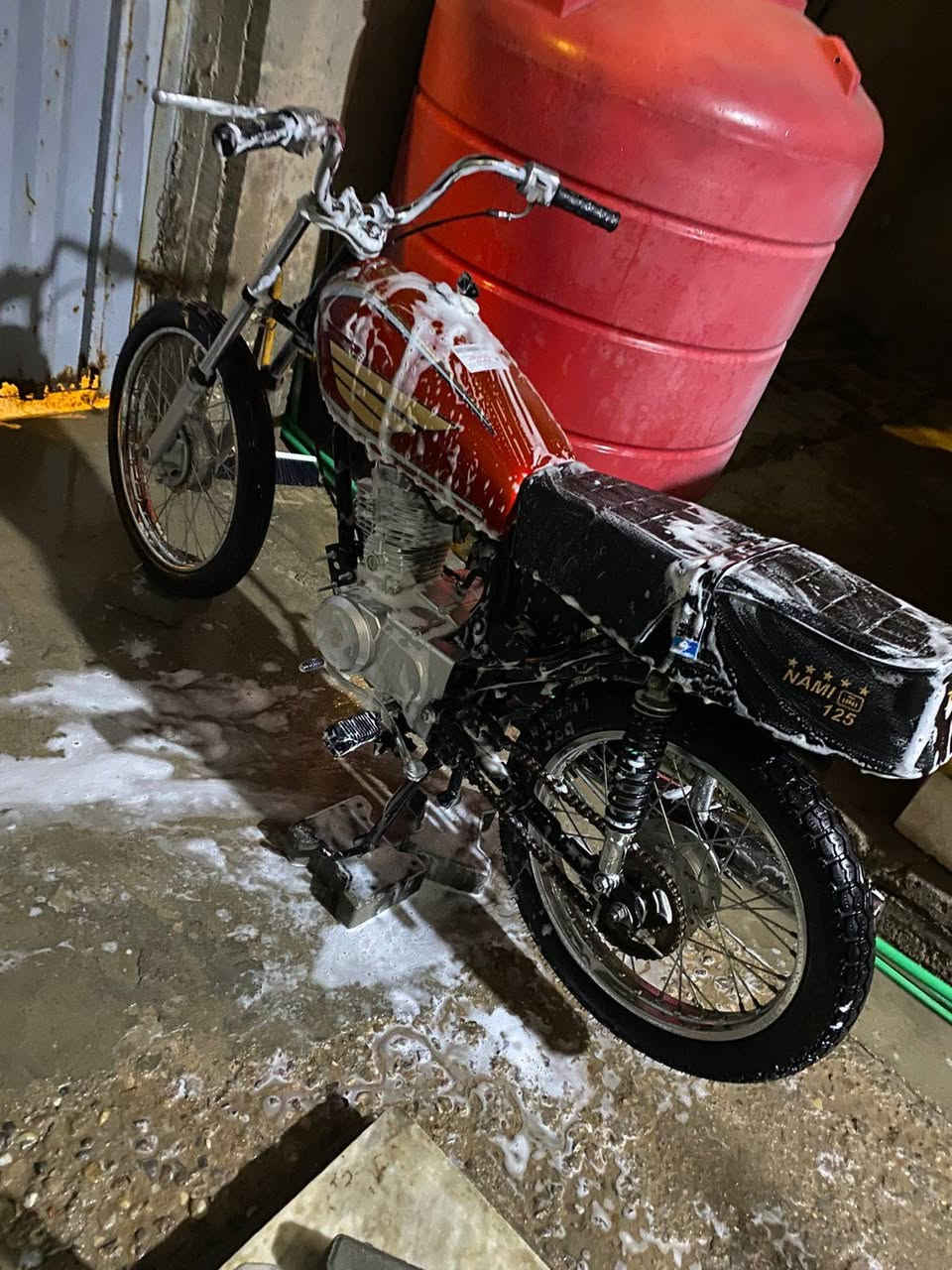 دراجه ايراني نل بيع نامه امس عمرتها شاصيها جديد محرك جديد المنطقة البصره مناوي لجم رقم هاتف ***********
السعر 750 بيها مجال
