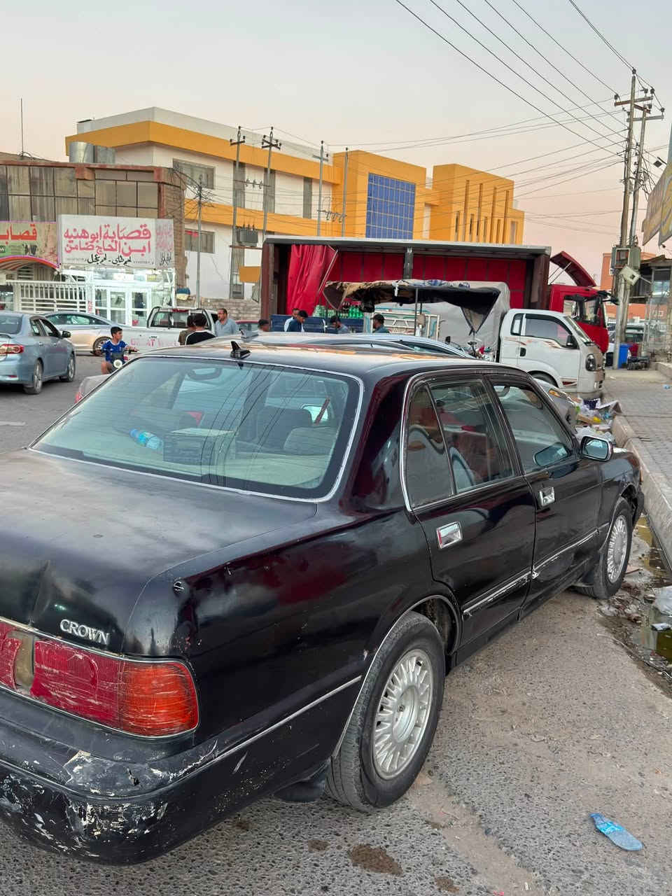 السلام عليكم  ارنب طويل موديل 1995  
كير محرك شرط صدر جديد محرك بطه 3000 
تواير جدد كهربائيات  من الداعاميه الداعاميه كلها شغاله 
رقم الانبار الماني سياره على موضع الشركه تحوير الامارات 
مكفوله من كلشي صاحبها بلدجيل 
شرط التحويل 
سنويه نافذه بل 2018 
مكفوله من الضربه وقطرت صبغ مابيها 

السعر 48 
***********
