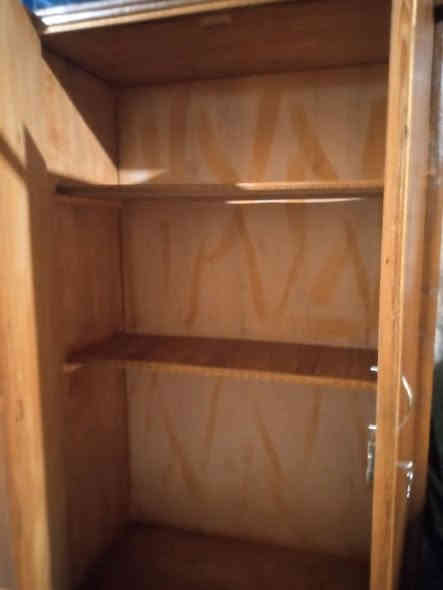 كنتور خمس بيبان نضافه شكل انته تقيم سعر مع شد ونقل ٣٠٠ ضهر جرجوبه عنواني حي عامل منطقه ثانيه رقمي ***********
