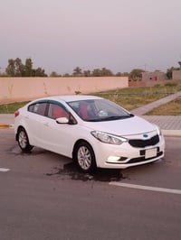 سيراتو ٢٠١٦ • رقم بغداد • ابيض صدفي