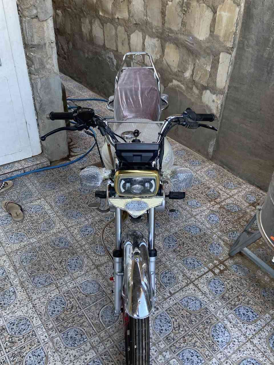 السلام عليكم للبيع سيفان2025 كفاله عامه مابيهه اي نقص كهربائيات كلهن شغاله دراجه تخبل تجي وتشوف بعينك مكينه برغي مامفتوح بيهه السعر690 وبيهه مجال لشراي مكاني ديالى الخالص هبهب رقمي*********** اوراق كامله
