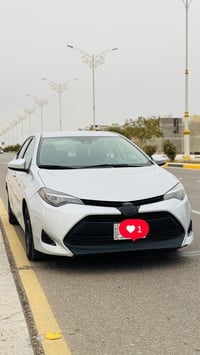 كورلا ٢٠١٩ وارد امريكي بدون ايرباك مواصفات عاديه  ماشيه ٨٨٥٠٠ ميل قابل...