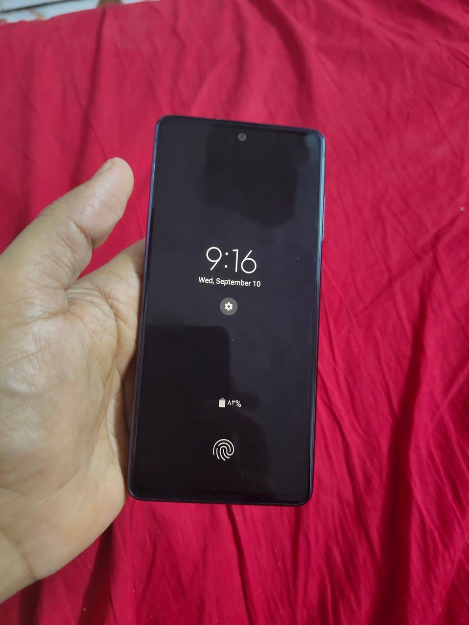 Samsung S20 FE 5G
معالج سناب دراغون
شاشة سوبر امولد
معدل التحديث ١٢٠ هرتز
ذاكرة ١٢٨ 
بطارية ٤٥٠٠
مقاومة ماء و غباء معيار Ip68
منفذ شحن تايب سي يدعم الشحن السريع
يدعم الشحن اللاسلكي
يدعم الشحن العكسي
الخ من المواصفات تكدرون تبحثون عنها

ملاحظة : الجهاز ما داخل تصليح و لا مبدل بيه اي قطعة
السعر 180
المكان بغداد بلديات
الشراي يتصل بلرقم كبل ***********
