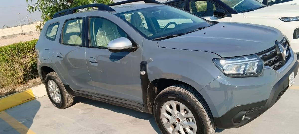 رينو داستر (2025) زيرووو صفر كيلو متر
السياره حره تترقم أي محافظه با العراق 
بيها  رقم مؤقت 
💪 مكينة 1600
⚙️ كير أوتوماتيك وعادي
🌱 نظام سرعة إيكو
🎮 تحكم ستيرن
📱 شاشة كبيرة
📸 حساسات خلفية
🪟 جام كهربائي
🛞 ويل كب
وباقي الموصفات معروفة ✅

السعر:185$ ورقة 
مكان تواجد السيارة: بغداد الأمين 
رقم:*********** 
أو المراسلة على الواتساب
