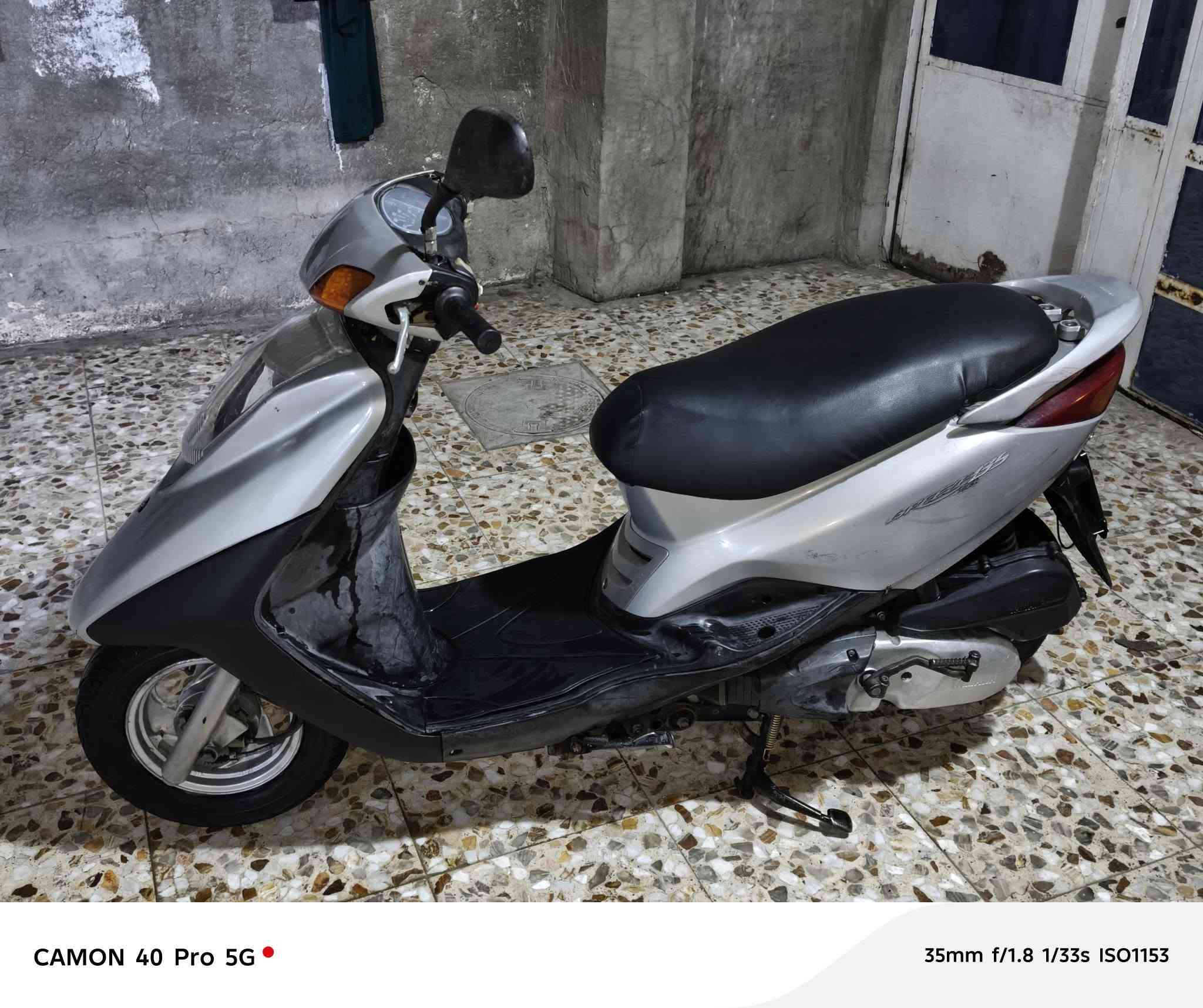 دراجه بريز ياباني 140سرعتهه البيع
تفاصيل تصل *********** سعر 650قفل قفل
