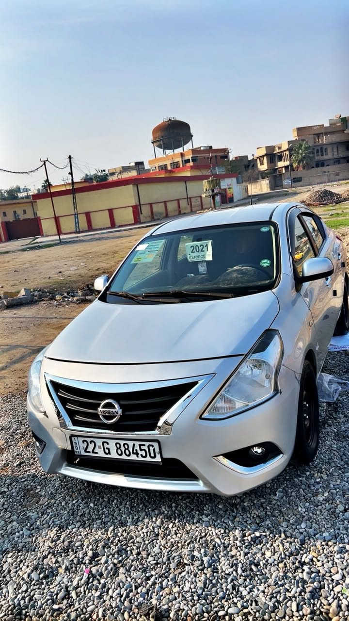 نيسان صني هندي موديل 21
السياره نظيفة وجاهزة 

بيها قطعتين صبغ 

كير ومحرك بشرط

السعر 98وبيها مجال

للاستفسار /***********/***********
