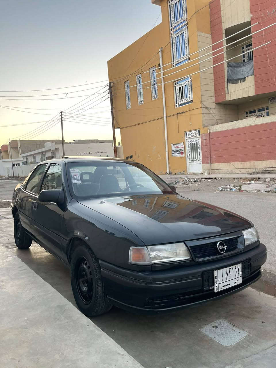 السلام عليكم بيع مستعجل اوبل فكترا موديل 93 محرك 18مكفول الانبار مشروع وطني وكاله عامه بسمي وراعيها هم موجود يمي تخم ويل وتخم  تاير جديد سياره مصبوغه جماليه فقط شرط لا ضربه لا معجون حتى الدواير والدوس ما معمره داخل جديد بطاين كصه جدد كهربائيات شغاله كلها سياره ناعمه كلش سعرها 37 وبيها مجال للطيبين  مكاني سامراء
***********

