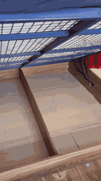 غرفه نوم متكونه من ٦ قطع سبب البيع كبيره ماتكفي لغرفتنا مثل ماموضح بل صور الفديو نضيفه مابيها اي عيب ٥٠٠ مكاني أوزال ستي


**إذا كنت صاحب هذا الإعلان وتريد حذفه لأي سبب، رجاءا أرسل رسالة إلى الدعم الفني**