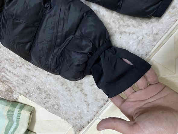 arcteryx 
size \L
orginal
نظافە%100
بالە غیر مستخدم
توصیل جمع  
وزن\75/80
***********
