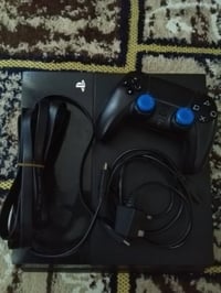 بلي 4 مهكر للبيع ب160 الف شامل التوصيل السعر قفل 🔒   -الجهاز فات تحديث...