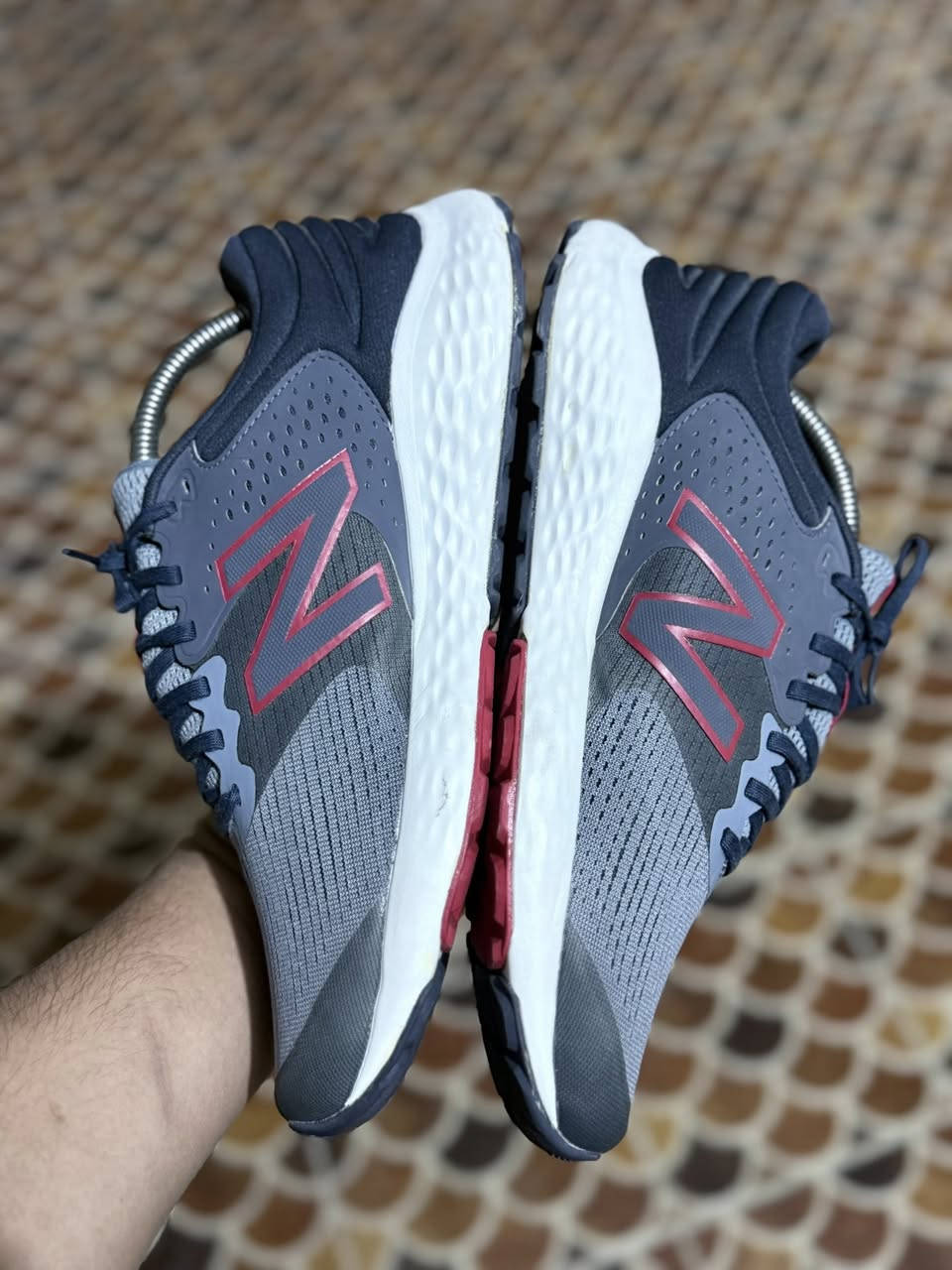 نيو بلنص
قياس 45
يلبس اقل
نضافه فول
يوجد توصيل


**إذا كنت صاحب هذا الإعلان وتريد حذفه لأي سبب، رجاءا أرسل رسالة إلى الدعم الفني**