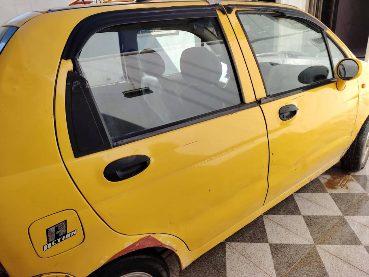 السلام عليكم كوكو مديل 12 كاربون بانزين محرك كير شرط هيئا صفر غرامه صفر طخم تاير رقم نينوى الشرعي بل موصل السعر 27 وبيها مجال *********** رقم الموبايل
