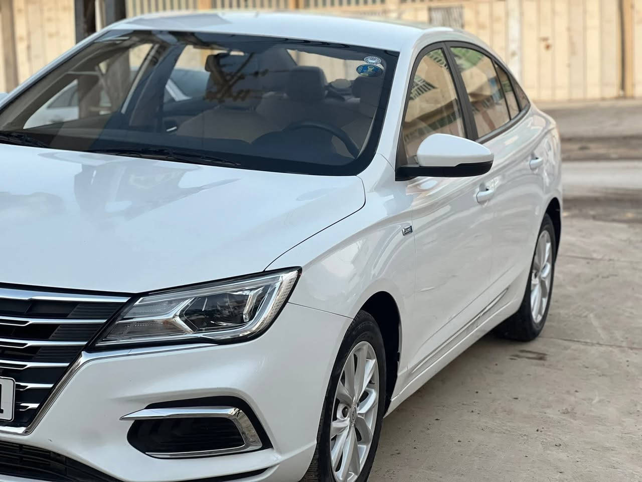 سلام عليكم سياره ام جي فايف خليجي مديل 2023 كفالة عامل تخم تاير تبريد ثلج رقم بغداد دولي سنويه امجدد 
السعر 105
فول ما عده الفتحه محرك 1800 العلوان النجف الاشرف ***********
