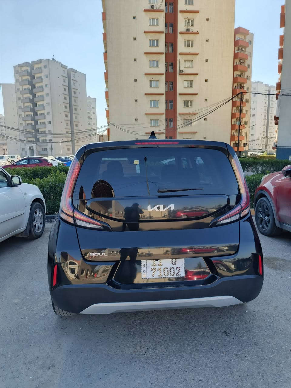 كيا صول للبيع موديل (٢٠٢٣) وارد امريكي 
لون أسود رقم بغداد إنكليزي جديد بأسمي 
محرك ٢٠٠٠ دوش 
ماشيه 40 ألف mi حقيقي 
السنوية مجددة لغاية شهر ١٢ / ٢٠٢٩ 
حادثها موضح بصور السونار 
مكاني بغداد جديدة مجمع الزهور 
السعر (١٤٠) وبيها مال بسيط للشراي 
للتواصل يتوفر واتساب


**إذا كنت صاحب هذا الإعلان وتريد حذفه لأي سبب، رجاءا أرسل رسالة إلى الدعم الفني**