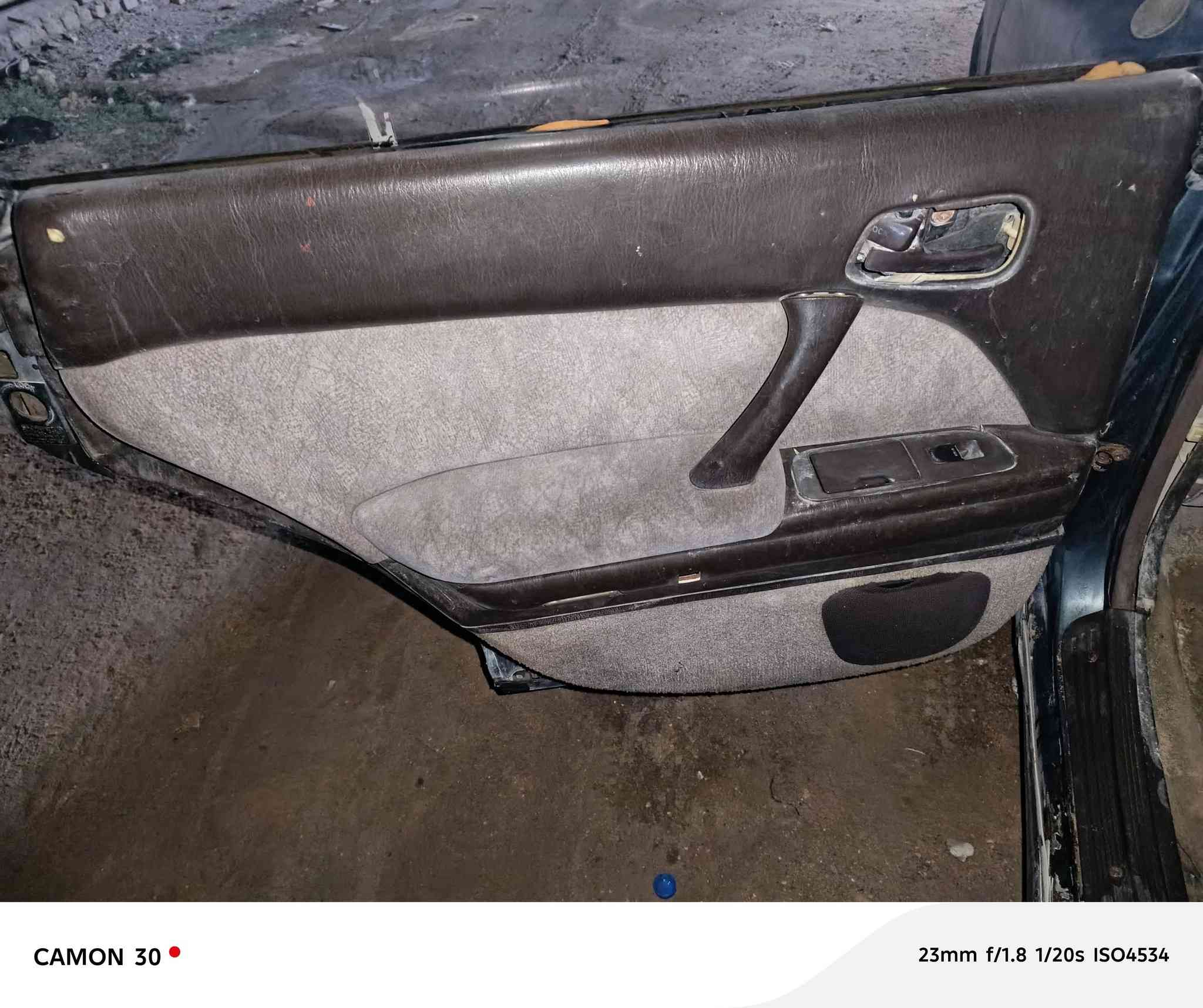 سلام عليكم بطه متصل رقم بغداد الماني سنويه عضم عاج بدون راعي ماوصله تكفل سرقه وطلب  15 سياره بيه كصه جنطه عنوان نجف كوفه ***********
