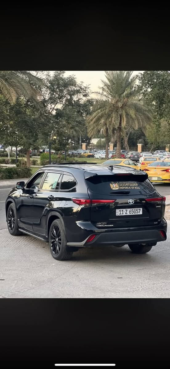 السلام عليكم
هايلاندر
موديل 23 هايبرد
مكينه 2500
بغداد دخول جديد
ماشيه 10 الاف
وارد أمريكي حادثها امامي
فول مواصفات برونز ادشن
XLE فئه
كير مكينه صدر تبريد كفاله
بيها صبغ وبارد
السعر 212
ابيع كل شي بسعره سياره جديده اخت الزيرو ما ناقصه برغي سياره خير من الله حداديه وصدر وأدامه ونعومه خير من الله مكاني شارع فلسطين ***********
