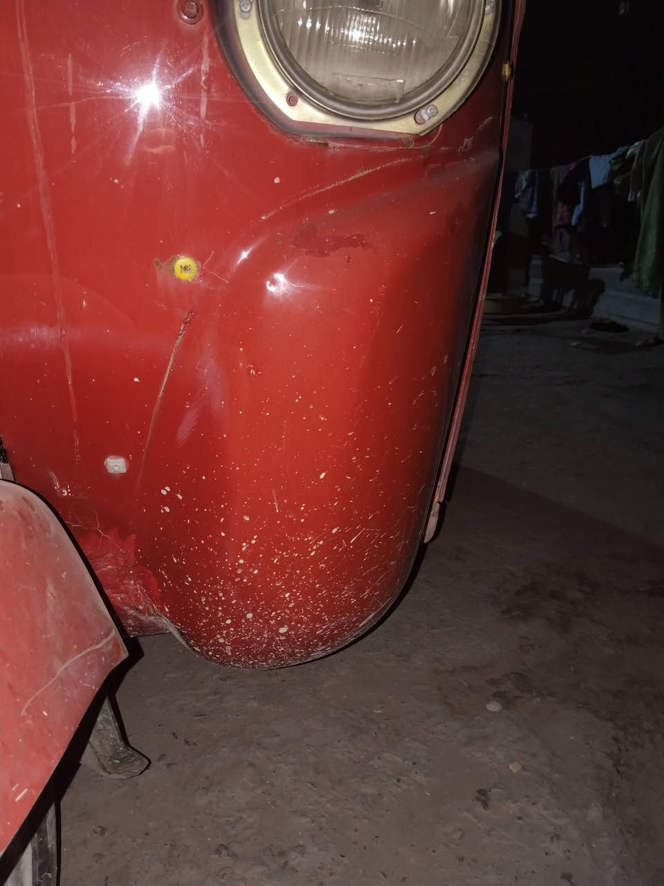 السلام عليكم تكتك موديل 18رقم وسنويه بيه بدايه بكن ودوس يردله تعمير
السعر 4600 
مكاني الامين الثانيه 
***********
