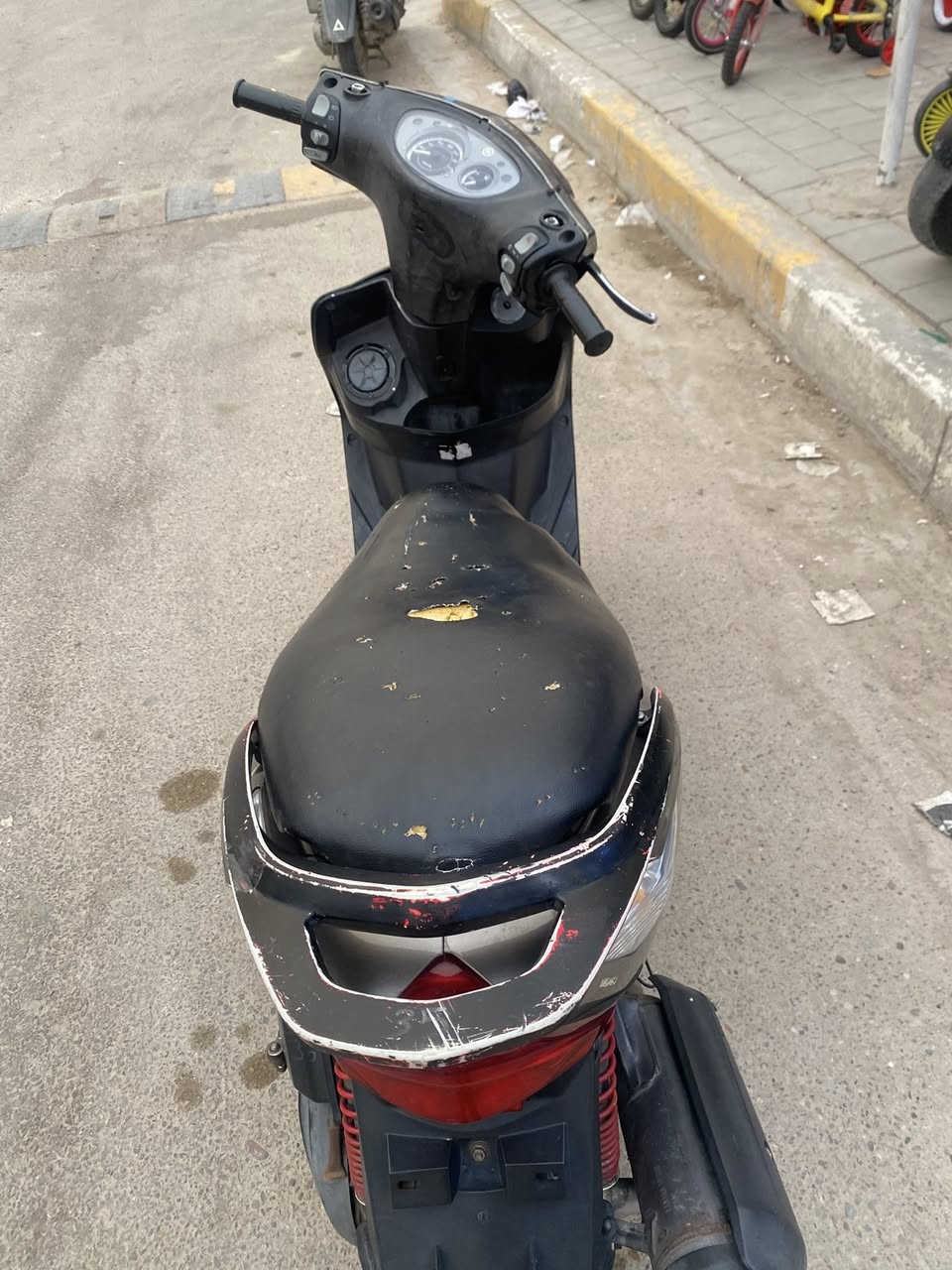 سلام عليك درجه ثلعب جيتي. درجه رمه كفارته كله مخته رقم واحد لزغ مبيه كلش نضيفه وراق بيه ما مفتوحه السعر 700مجال قليل رقم *********** العنوان بغداد مدينه الصدر
