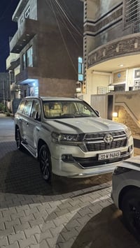 لاند كروزر فطيم  2016 سيارة فول مواصفات ماشية 104 كيلو حقيقي    صبغ جا...