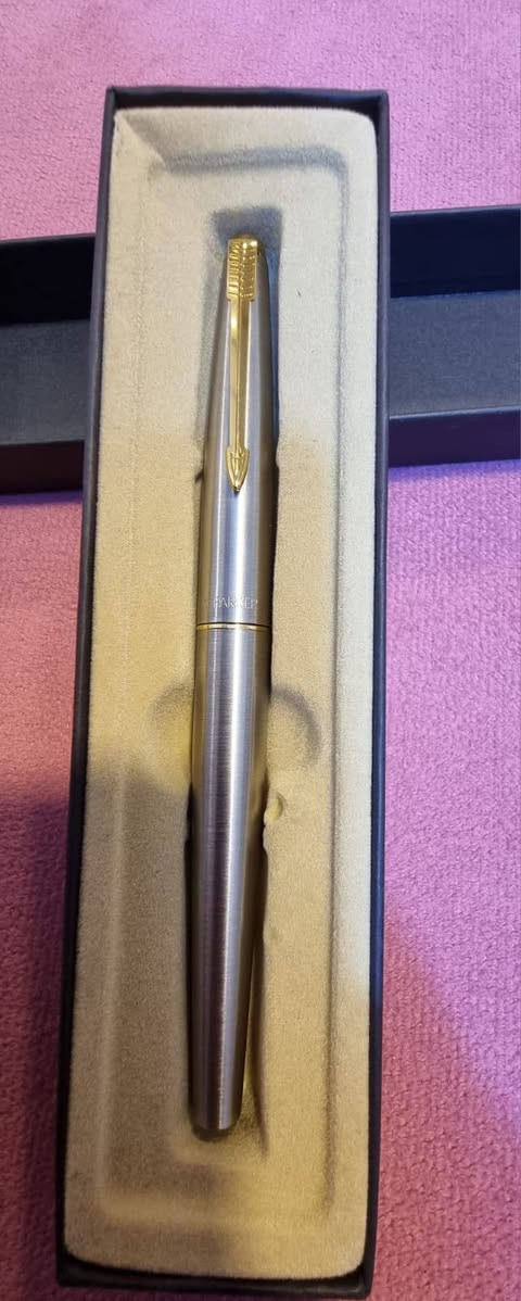 السلام عليكم قلم حبر باركر للبيع  سعر 55 الف


**إذا كنت صاحب هذا الإعلان وتريد حذفه لأي سبب، رجاءا أرسل رسالة إلى الدعم الفني**