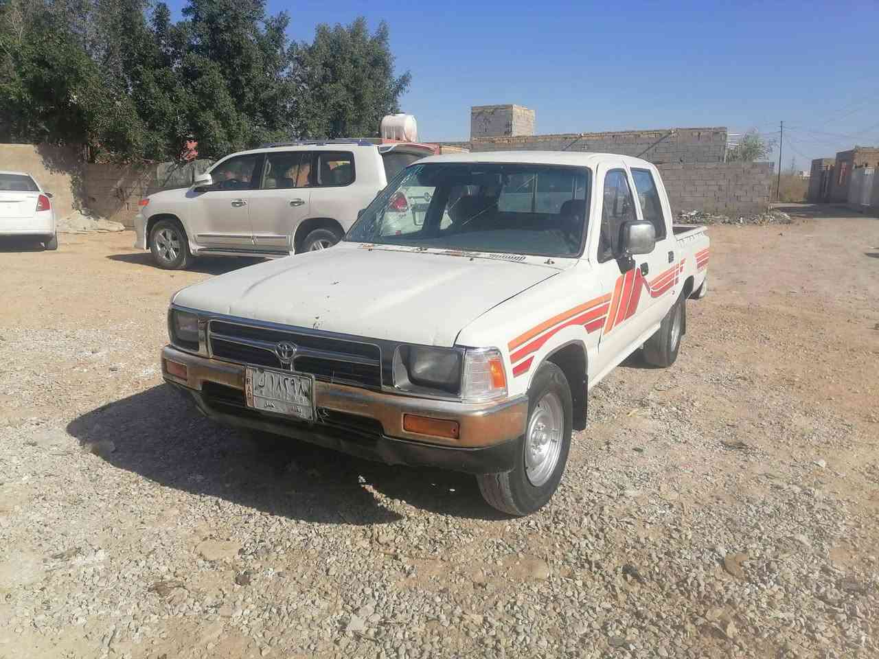 سيارة موديل 92 مكفولة من الضربة والتجيه بيها صبغ قليل مكينة وكير وشاصي مكفولات رقم بغداد سعرها 35وبيه مجال اتصل على الرقم 
*********** الرفاعي, ذي قار
