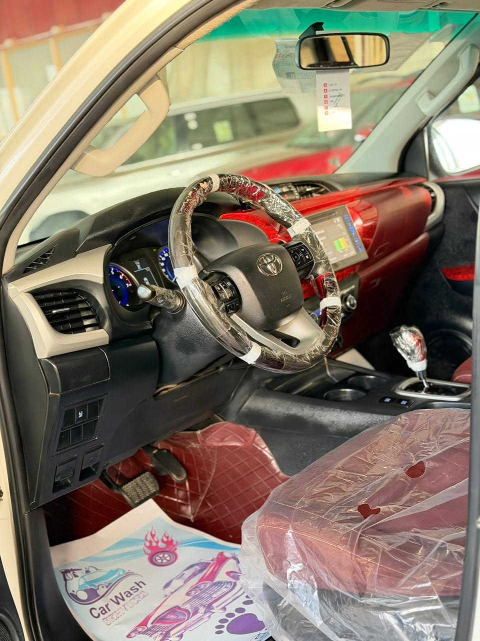 هايلوكس فورويل موديل 17 اتوماتيك كويتي الساير مذهب فول 1/1 ام الصاج تبريد قطعتين +بيانو لمس شاشه كبيره+ كامره بك
مانع انزلاق 
رقم دولي سنويه مجدده 2030 باسمي مشروع وطني 
جاهزه من كل شي اي نقص ما بيه 
تبريد❄️ تدفئه🔥 كير مكينه
حداديه كهرباء 
تخم تاير جديد 
مال جناي سعر 239 وبيه مجال حك جيه مكان بغداد النهروان سايد الواحد رقم 
***********
