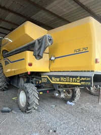 للبيع 5بلم تاير عادي  العداد 300ساعه موديل 2025 07715053134