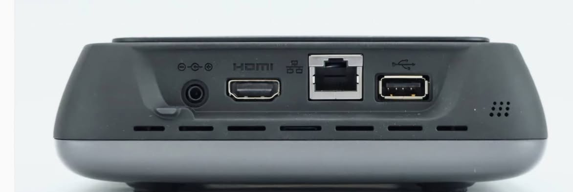 الى اصحاب الخبرة الاختصاص
للبيع بعده لك ممستخدم 
هذا الجهاز هو Canon Connect Station CS100، وهو مركز تخزين ومشاركة للصور والفيديو.

يحتوي على قرص صلب بسعة 1 تيرابايت لتخزين الملفات بشكل آمن.

يدعم التوصيل اللاسلكي عبر Wi-Fi و NFC لنقل الصور بسهولة من الكاميرات المتوافقة.

يمكن توصيله بالتلفزيون عبر HDMI لعرض الصور ومقاطع الفيديو بدقة عالية
السعر 75,000 ألف
الشراي يتواصل واتساب
***********
