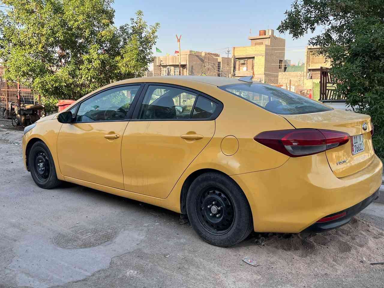 سلام عليكم للبيع فورتي 2018 وارد امريكي حادثها مرفق بل صور تخم تاير صدر جديد محرك بي تنقيص وكير مكفول بيها منضومة غاز وسبير وجك بلادي ماشية ٢٠٠ الف باسمي تحويل ثاني يوم رايدها ب 115 وبيها مجال رقمي ‭***********‬
