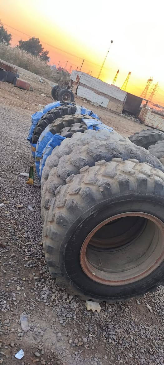 السلام عليكم البيع تايرات الحجم 20 5 25  و 23 5 25  و.
17 5 25 الجديد ول مستعمل نضيف الستفسار عله الرقم ***********  🌎  ***********
