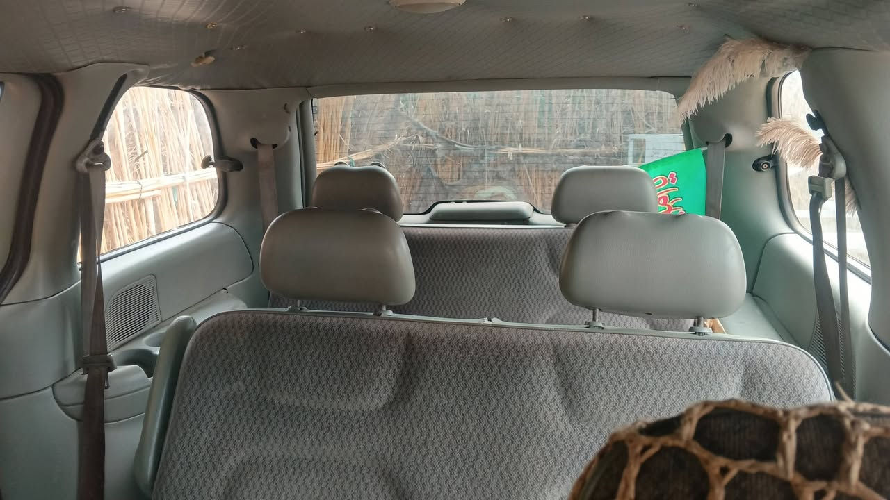 سيارة دوج كرفان موديل 2000
السعر 55ورقه وبيها مجال 
رقم ا لهاتف 
 ***********
