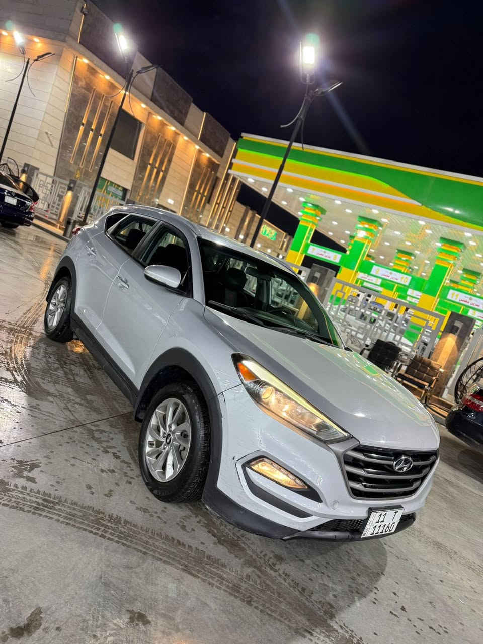 سلام عليكم  توسان 2016 ثلاث قطع  صبغ فقط 
وارد أمريكي رقم دولي مميز تحويل ثاني يوم 
سعر 143 وبيه مجال عنوان بغداد فلسطين
***********
