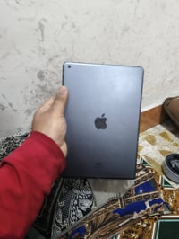 ايباد ٩ • ٦٤ • بطارية عالية