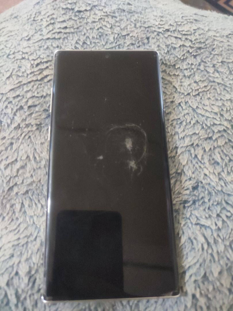 +Galaxy Note10
مفطور ضهره وشاشته كدامكم لا خط ولا نقطه فقط فطر وتكدر تبدل كلاسه 
ذاكرة 256 رام 12
ياخذ سيمكارتات٢ وياخذ رام
نظافه شاصي نضيف كلش
كله شغال ونضيف قلم وغيره وغيره جديد فقط فطور بي 
٢٥٠ الف بيع او شعندك مراوس


**إذا كنت صاحب هذا الإعلان وتريد حذفه لأي سبب، رجاءا أرسل رسالة إلى الدعم الفني**