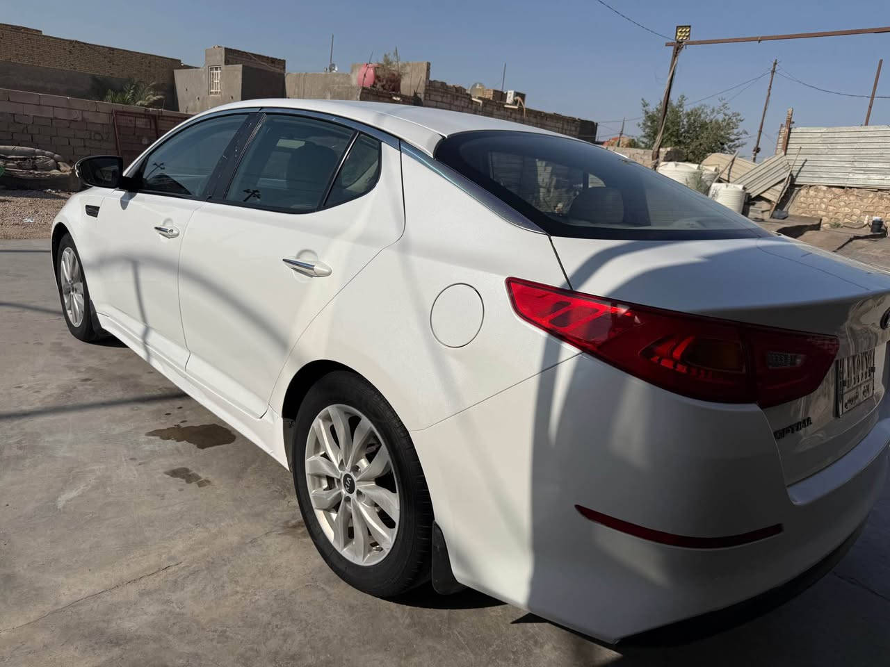 كيا اوبتيما 2014 شكل 2015  خليجي 
السياره بيه 4 قطع صبغ بدون اي دواخل
مواصفات:
‏1_مكينة 2000 دوش (مفتوحه)

‏‎2_  رقم نجف

‏‎3_تبريد قطعتين منفصل 

4_ستيرن شكل رياضي sport 

5_شفتات بل ستيرن وفول تحكم

6- مري شفط

7_حساس امامي خلفي 

8_لد امامي خلفي ليزر

9- 5 ويل كب

10_نظام ايكو

‏‎11_نظام ABS بريك ونظام ESP

12- تبريد شاشه 

13- مكينه وكير وحداديه وتبريد مشروطات كله جديد

مكاني الديوانيه قضاء المهناويه 
تفاصيل اكثر ***********
السعر 108$ وبيه مجال النجف, العراق
